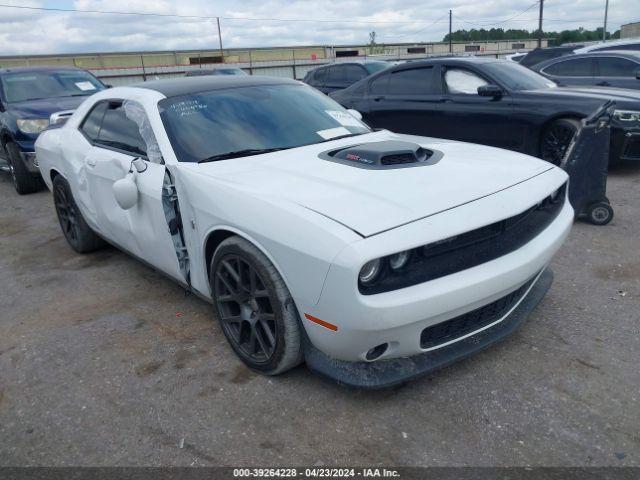  Salvage Dodge Challenger