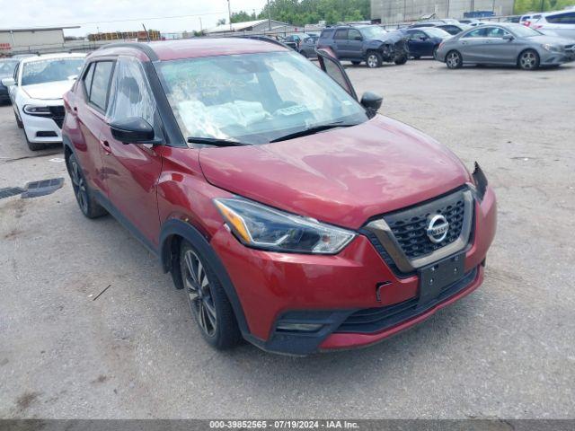  Salvage Nissan Kicks