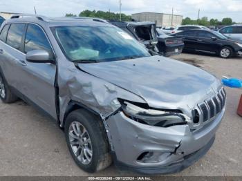  Salvage Jeep Cherokee