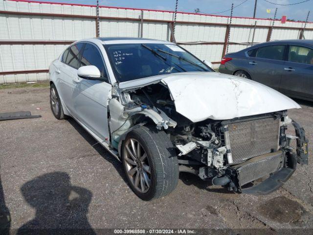  Salvage Jaguar XE