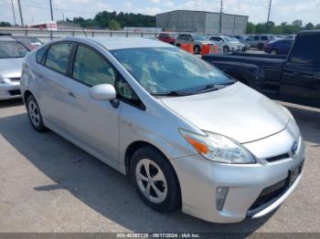  Salvage Toyota Prius