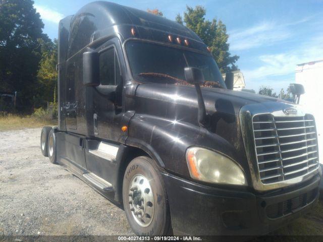  Salvage Freightliner Cascadia 125