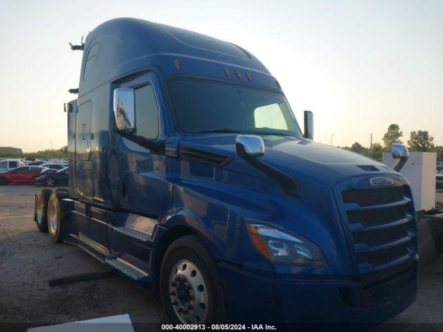  Salvage Freightliner New Cascadia 126