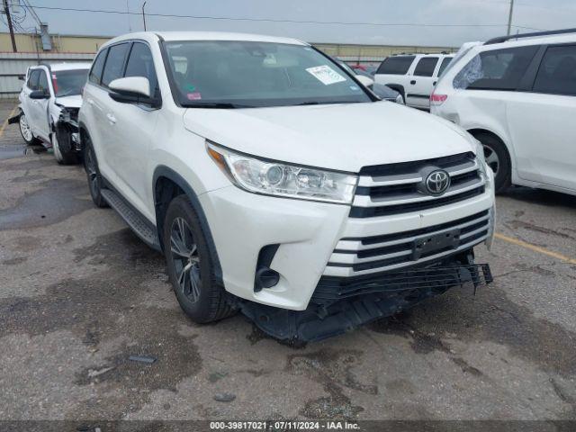  Salvage Toyota Highlander