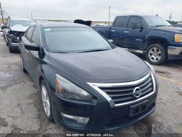  Salvage Nissan Altima