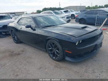  Salvage Dodge Challenger