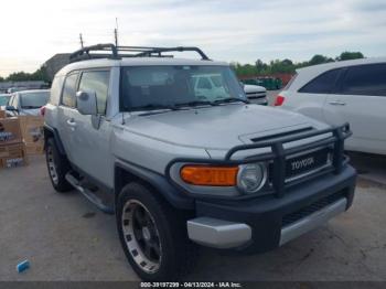  Salvage Toyota FJ Cruiser