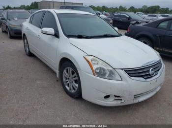  Salvage Nissan Altima