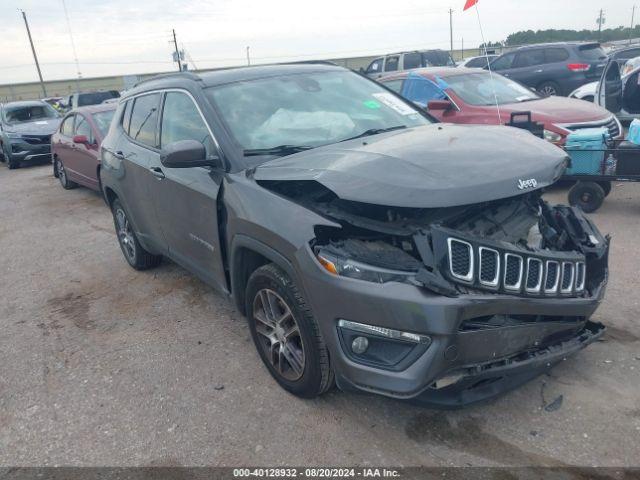  Salvage Jeep Compass