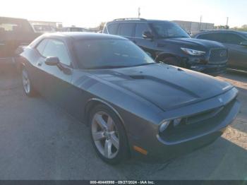  Salvage Dodge Challenger