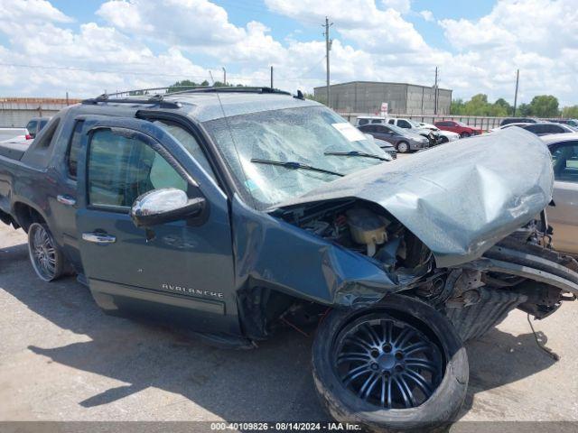  Salvage Chevrolet Avalanche 1500