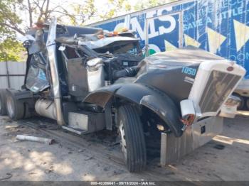  Salvage Peterbilt 379