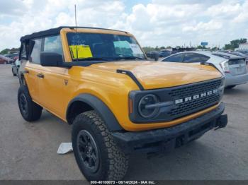  Salvage Ford Bronco