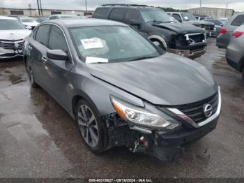  Salvage Nissan Altima