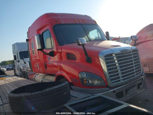  Salvage Freightliner Cascadia 113