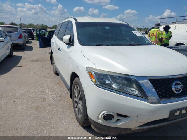  Salvage Nissan Pathfinder