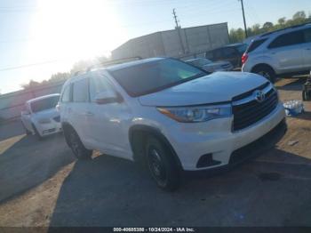  Salvage Toyota Highlander