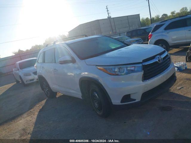  Salvage Toyota Highlander