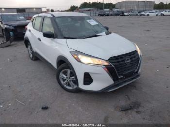  Salvage Nissan Kicks