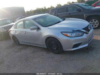  Salvage Nissan Altima