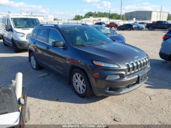  Salvage Jeep Cherokee