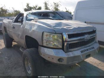  Salvage Chevrolet Silverado 2500