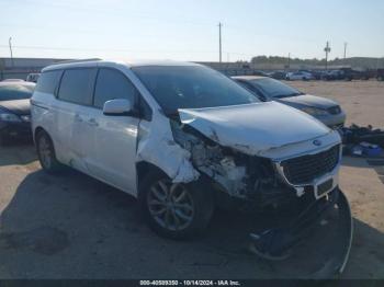  Salvage Kia Sedona