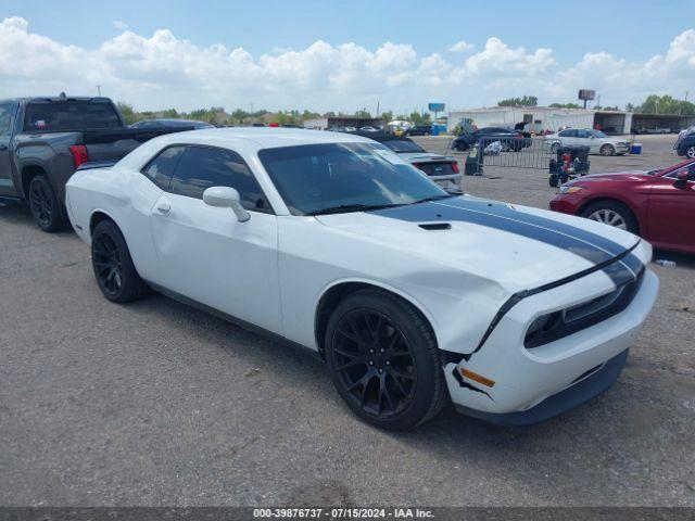  Salvage Dodge Challenger