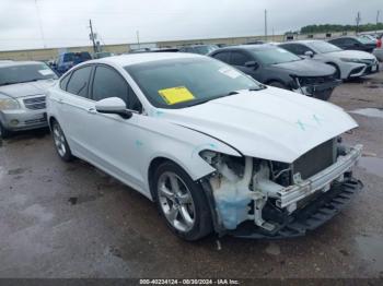  Salvage Ford Fusion