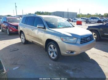  Salvage Toyota Highlander