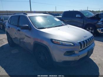  Salvage Jeep Cherokee