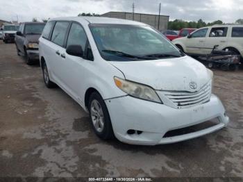  Salvage Toyota Sienna