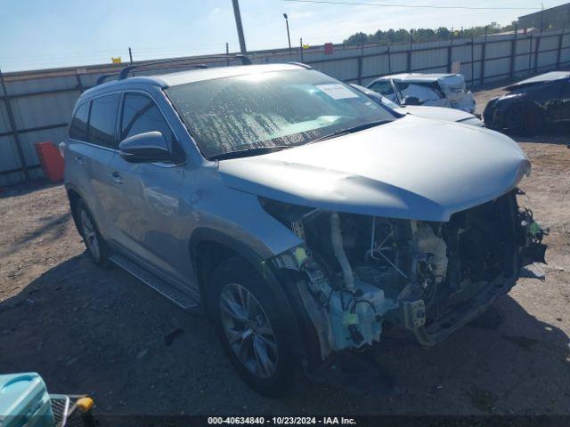  Salvage Toyota Highlander