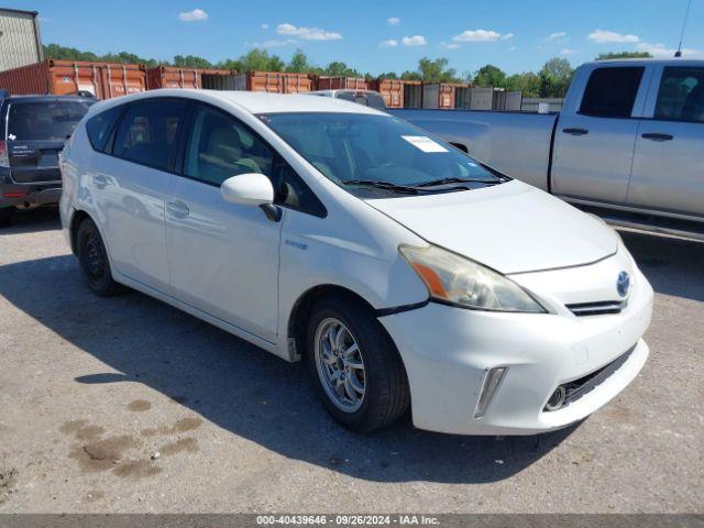  Salvage Toyota Prius v