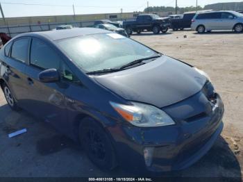  Salvage Toyota Prius