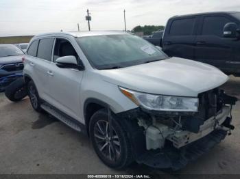  Salvage Toyota Highlander