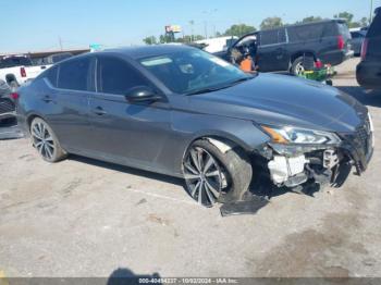  Salvage Nissan Altima