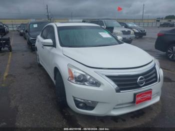  Salvage Nissan Altima