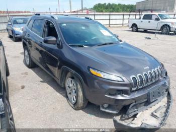  Salvage Jeep Cherokee