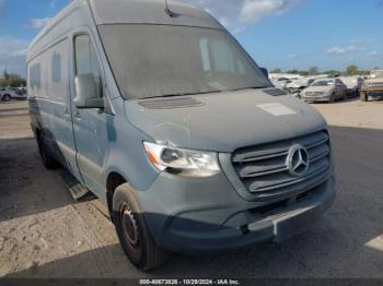  Salvage Mercedes-Benz Sprinter 2500