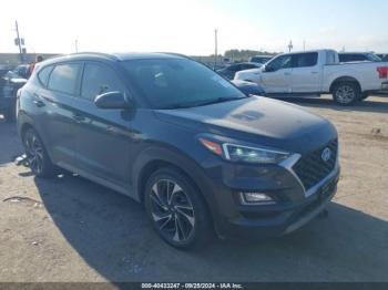  Salvage Hyundai TUCSON