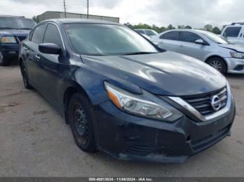  Salvage Nissan Altima