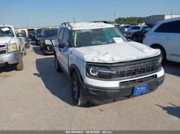  Salvage Ford Bronco