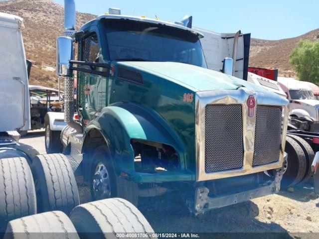  Salvage Kenworth T880