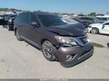  Salvage Nissan Pathfinder