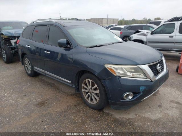  Salvage Nissan Pathfinder