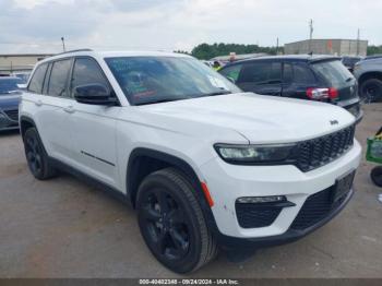  Salvage Jeep Grand Cherokee