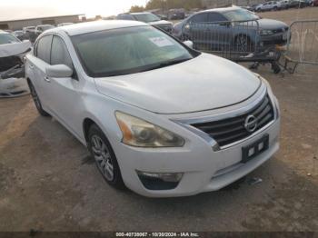  Salvage Nissan Altima