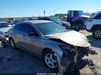  Salvage Nissan Altima