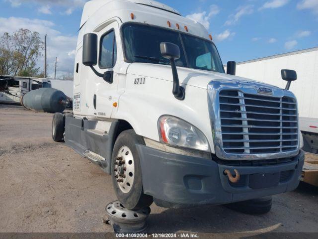  Salvage Freightliner Cascadia 125